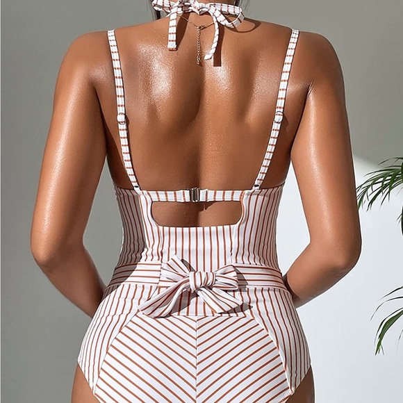 NWT Modihito Stripe Moulded Adjustable Straps One Piece Swimsuit, size XL - Picture 3 of 12